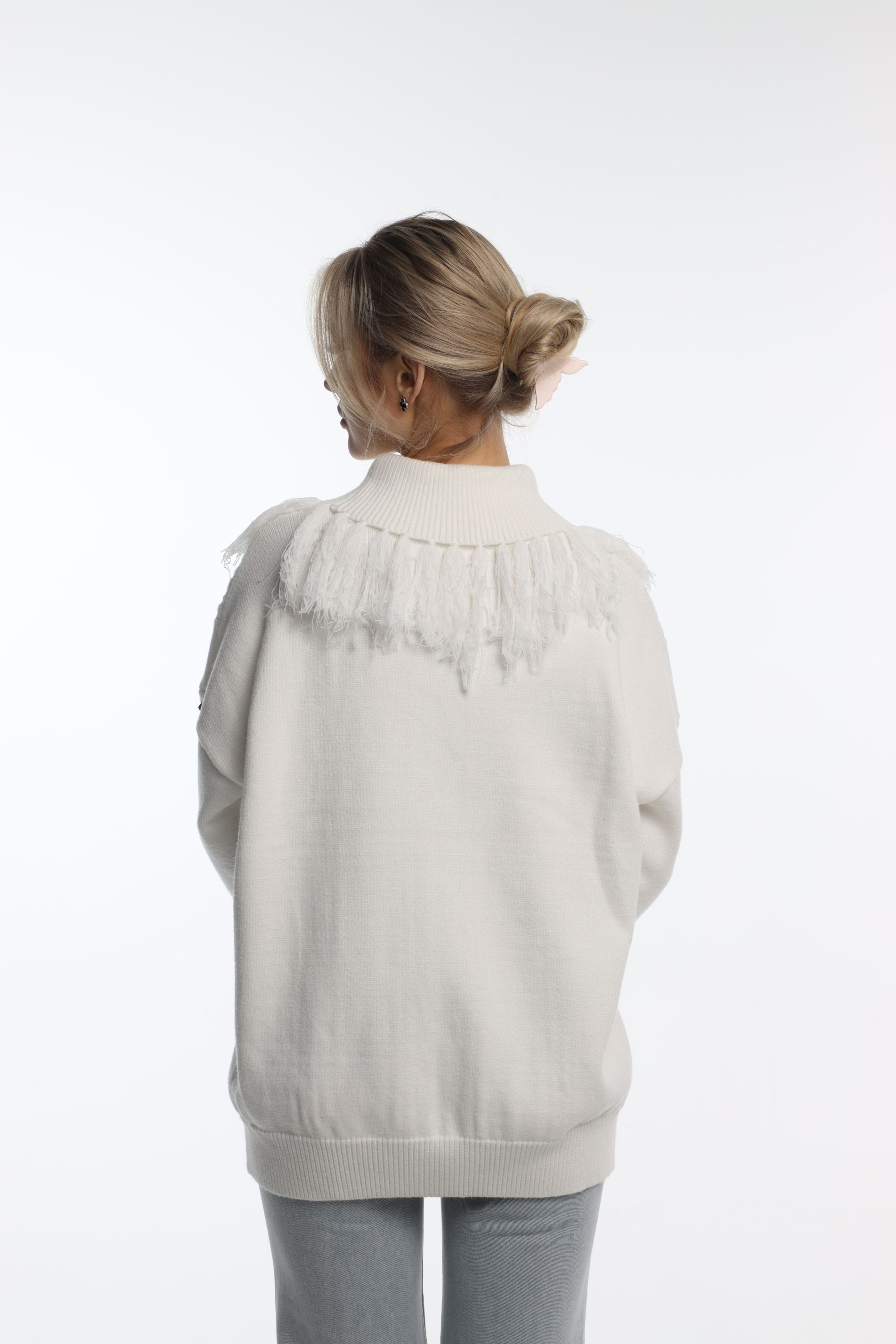 JACOB SWEATER - Love McNicoll